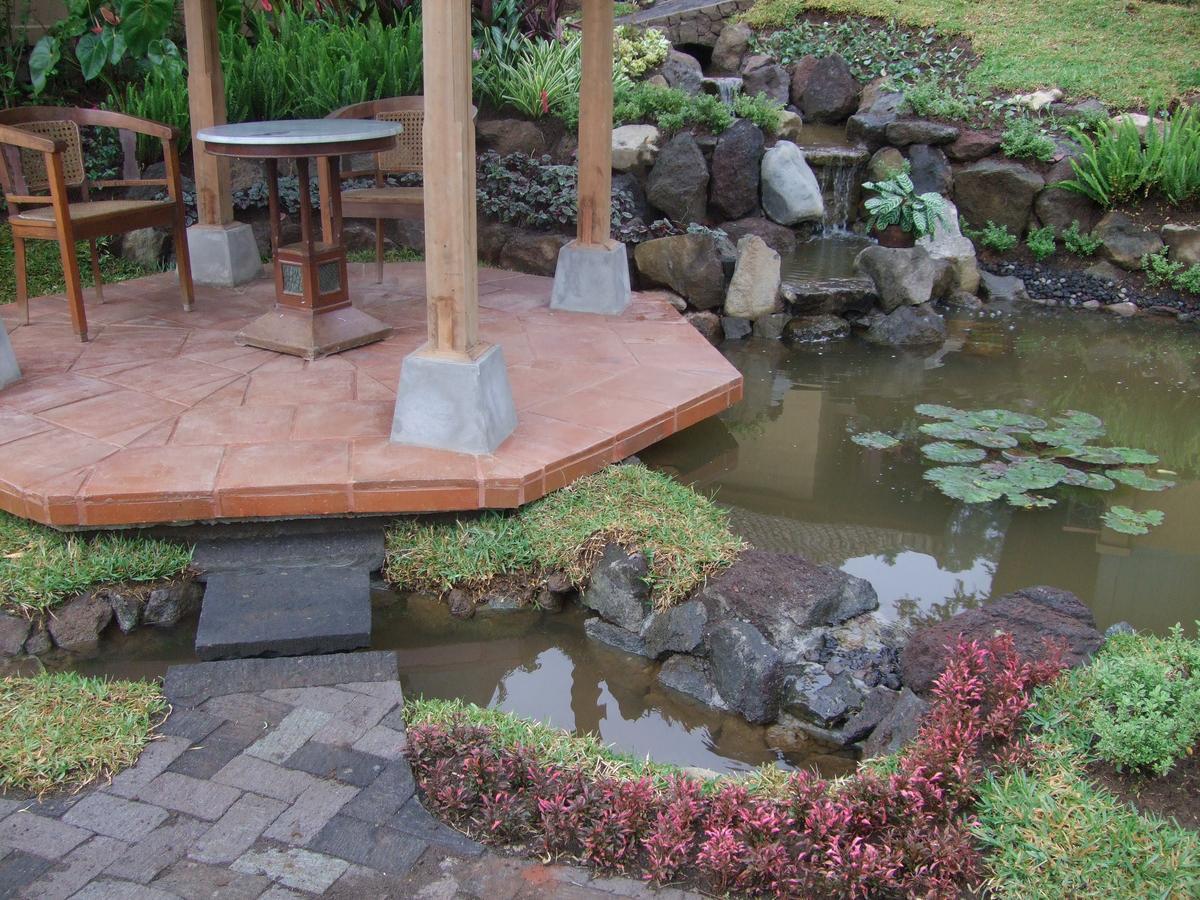 Strawberry Hill Hotel&restaurant Bedugul (Bali)